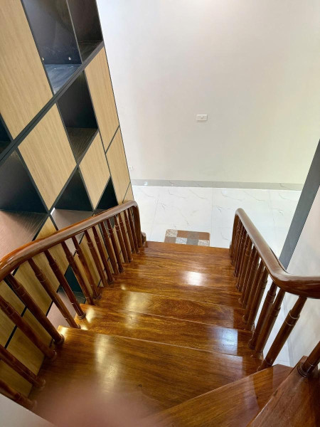 LÔ GÓC PHỐ NGUYỄN TRÃI - SAU QUY HOẠCH RA MẶT PHỐ -  71M2  - 4 TẦNG  - GIÁ 10 TỶ