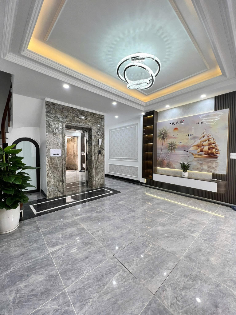Nhà Đẹp Nguyễn Trãi 6 Tầng Thang Máy 65m2x6 Tầng Giá Chỉ 20 Tỷ.