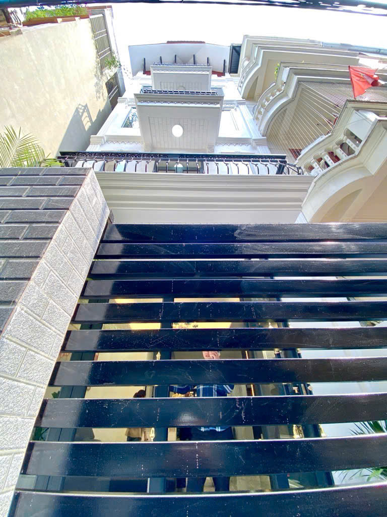 BÁN NHÀ TRUNG TÂM QUẬN THANH XUÂN, PHÂN LÔ VIP, VF3 LÙI CỬA, 10M Ô TÔ ĐỖ, NHÀ ĐẸP - 3 THOÁNG