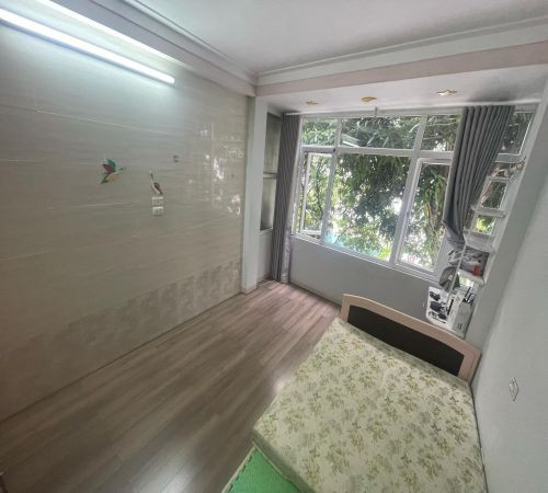 Cần cho thuê Phòng trọ 25m2 vskk - ngõ 72 Nguyễn Trãi sát Royal City