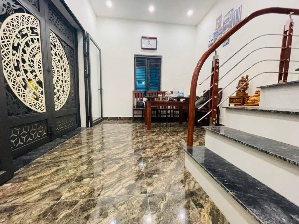 HIếm, Đội Cấn, ngõ thông, lô góc 3 thoáng, 40 m2, MT 6 m, 4 tầng, chỉ 10 tỷ