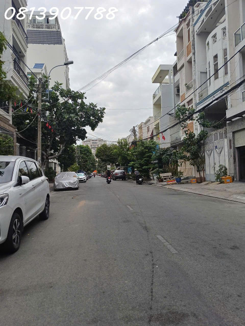 CƠ HỘI ĐẦU TƯ - MẶT TIỀN NHÀ ĐẸP NGUYỄN THỊ THẬP  QUẬN 7,HXH ,Diện tích 88m², Chỉ với hơn 15 tỷ
