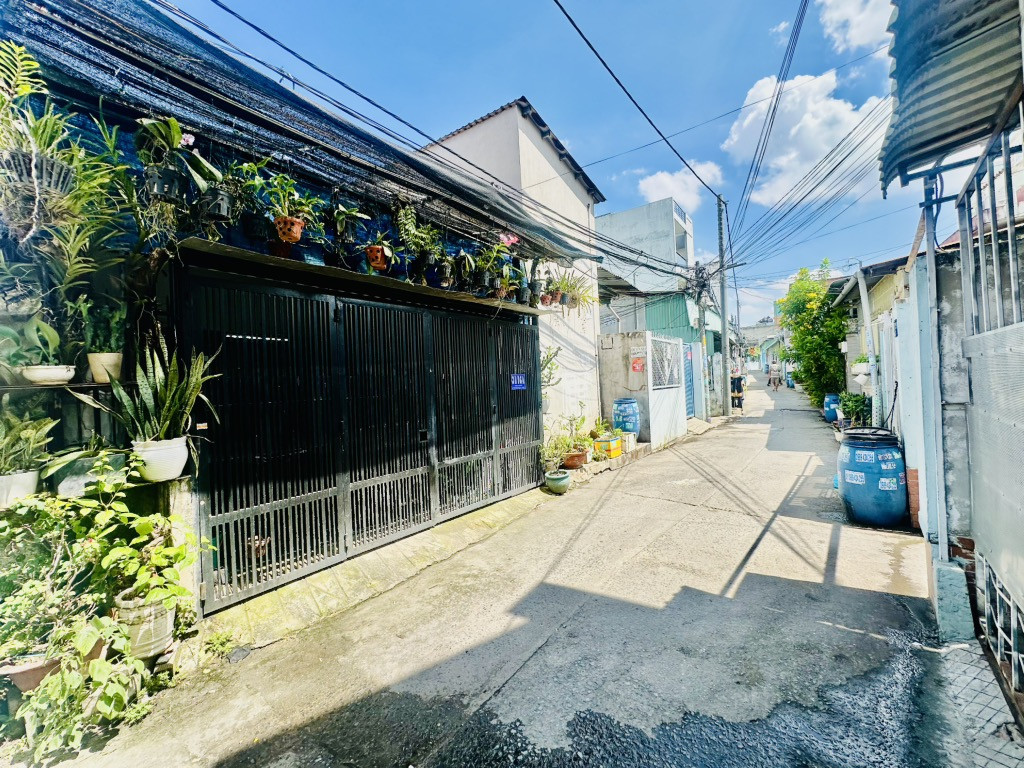 BÁN NHÀ 1 TRỆT, GÁC TRỐNG SUỐT 40m2 - TRUNG TÂM P. TĂNG NHƠN PHÚ B, TP. THỦ ĐỨC.