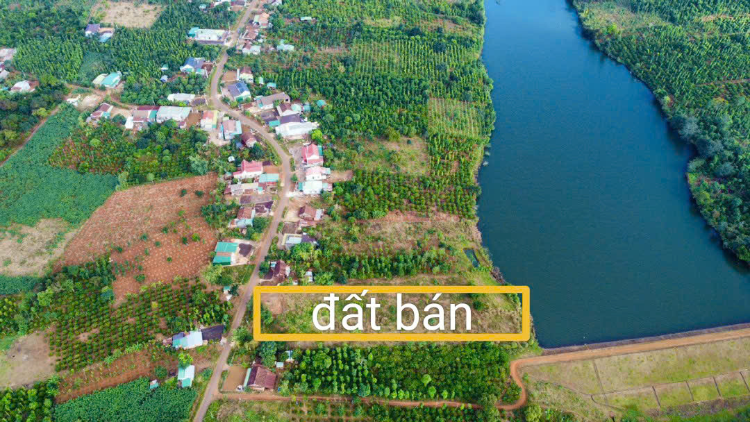 Cư Mgar- Đắk Lắk đất giáp hồ mặt tiền bám nhựa hơn 6 sào sẵn 300m2 thổ cư ngay khu dân cư đầy đủ tiện ích giá nhỉnh 2 tỷ