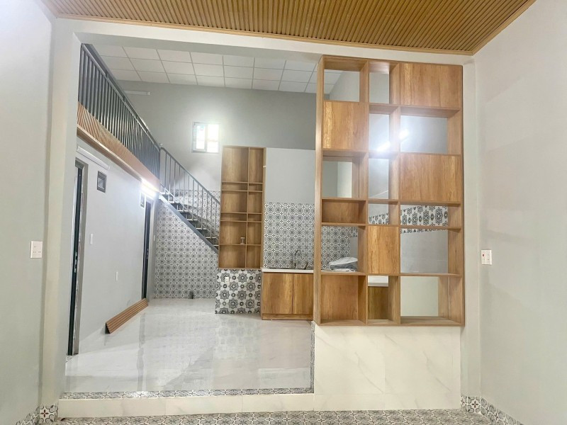 ♣ Nhà Kiệt Ô tô Ông Ích Khiêm gần Cầu Rồng, 60m2, gác lửng rộng thoáng, Kinh Doanh, 3.x tỷ