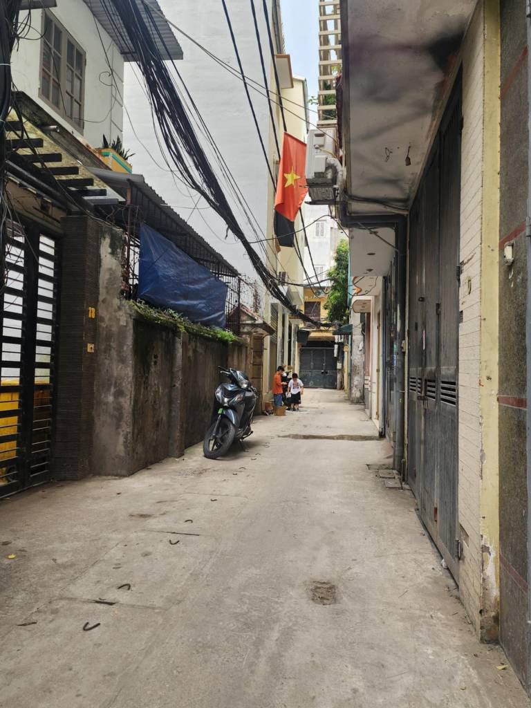 Bán nhà Quan Nhân, Thanh Xuân, ngõ ô tô, trước nhà ba gác tránh, 40m2, 8.7tỷ(CTL)