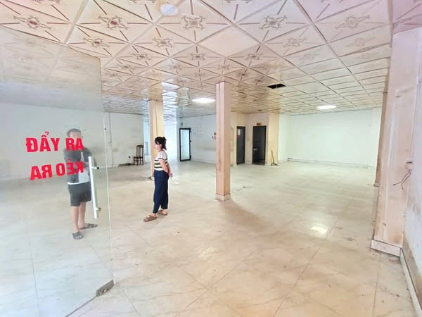 Cho thuê MBKD Phố Lê Quang Đạo 220m2 x 1 tầng, mặt tiền 12m, 55 Triệu - KD Spa, mọi mô hình...