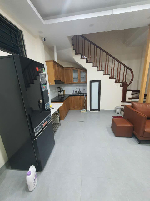 Bán gấp nhà 5 tầng siêu đẹp Lê Quang Đạo, Mỹ Đình, gần trường học, giá cực tốt