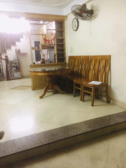 Cho thuê nhà Phố Triều Khúc, Thanh Xuân, 5 tầng x 32m2, 4 ngủ, 3 WC, 12.5 Triệu