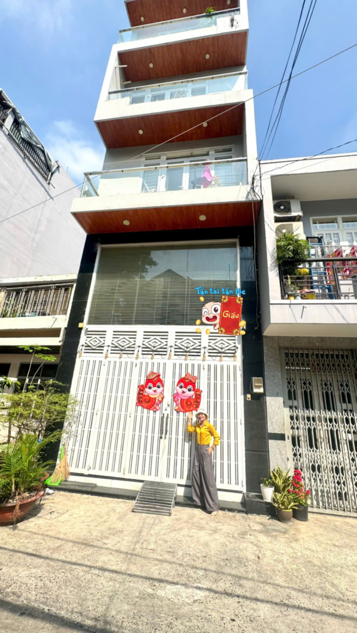 BÁN NHÀ MẶT TIỀN XE HƠI ĐẬU CỬA NGAY TRƯỜNG TIỂU HỌC NGUYỄN VĂN TRỖI ĐƯỜNG BẾN VÂN ĐỒN QUẬN 4