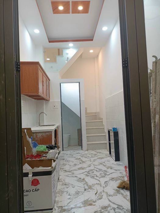 BÁN NHÀ QUẬN 4 GẦN LÊ QUỐC HƯNG, 3 LẦU, 13M2, 2.x TỶ
