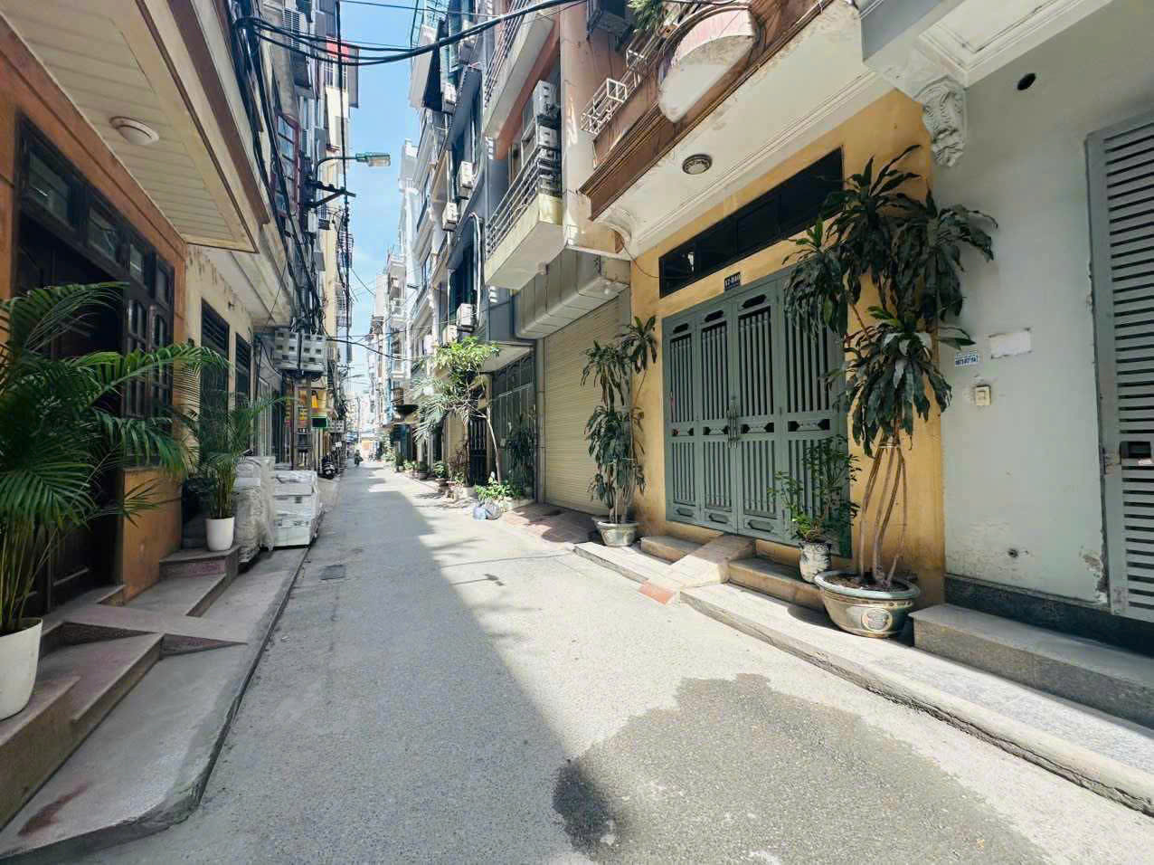 HIẾMMM - MẶT BẰNG KINH DOANH VIPP- PHÂN LÔ OTO TRÁNH Ở TRẦN QUỐC HOÀN - MẶT TIỀN 4M- OTO TRÁNH- CHỉ 13🧄