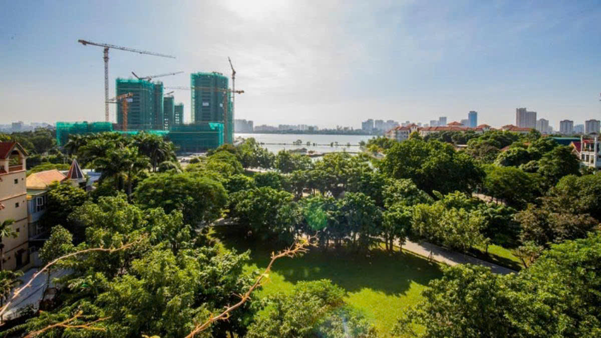 Siêu hot!!! Bán TÒA NHÀ 9 TẦNG 120m- MẶT TIỀN 8.4M - phố TÔ NGỌC VÂN - MẶT HỒ TÂY - VỊ TRÍ ĐẮC ĐỊA- DÒNG TIỀN KHỦNG- Giá 137 Tỷ