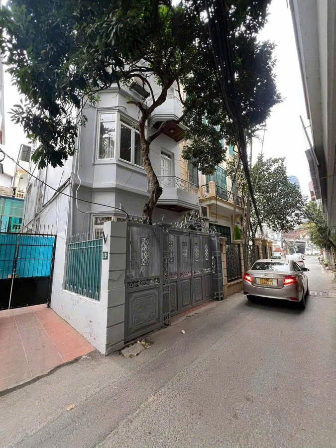 BÁN NHÀ TÔ NGỌC VÂN, 73M2 4 TẦNG MT 4,5M GIÁ 19 TỶ- LÔ GÓC THOÁNG SÁNG - OTO TRÁNH - KINH DOANH TỐT