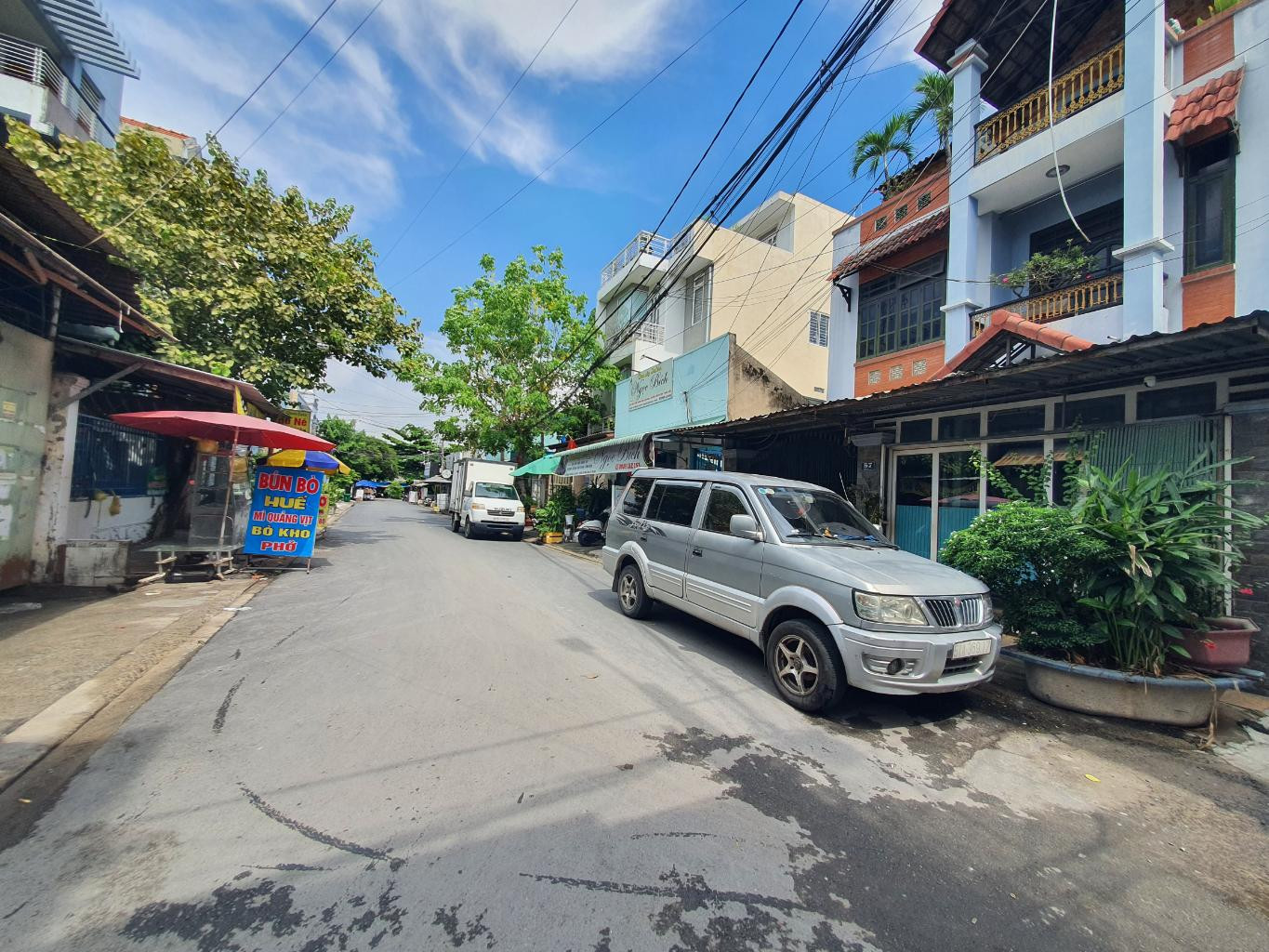 NHÀ ĐẸP XINH HIỆP BÌNH CHÁNH. NHỎ TIỀN DỄ CHỐT 3.7 TỶ. 35.7M2. CÁCH CHỢ 200M.
