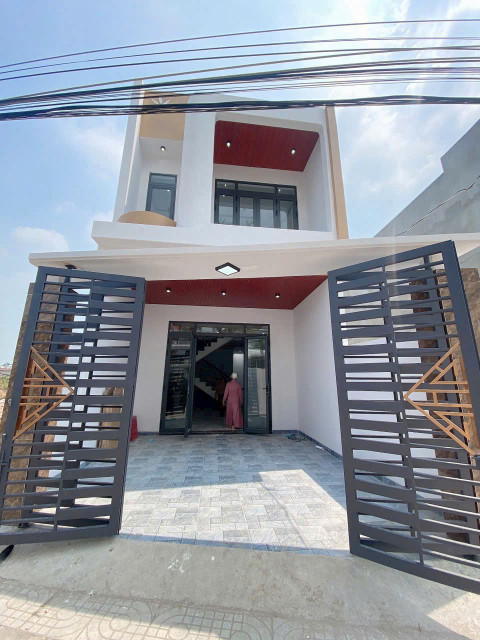 🏡 BÁN NHÀ LẦU CÁCH CHỢ THẠNH PHÚ CHỈ 100M – TRẢ TRƯỚC 700 TRIỆU NHẬN NHÀ NGAY 🔥
