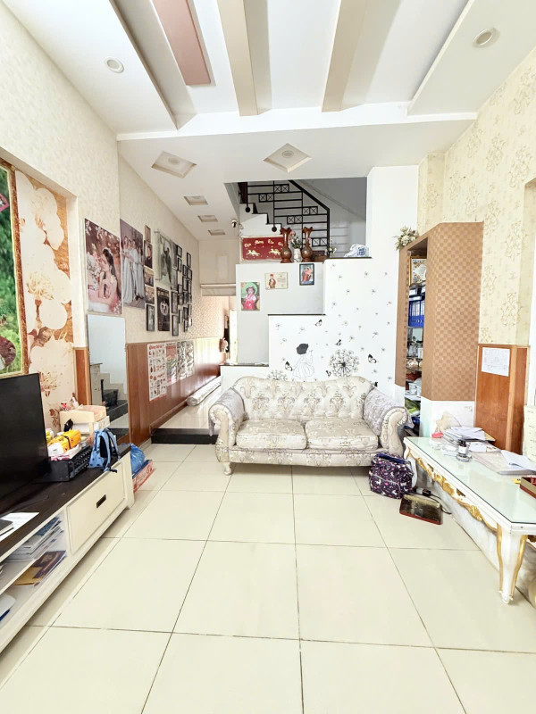 Chỉ 5.85 Tỷ TL! - 4Tầng/4pn - 44m² - Ô Tô Đỗ Cửa, Nguyễn Văn Lượng Gò Vấp!