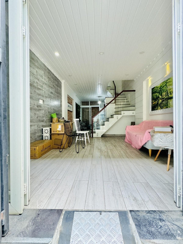 GẤP BÁN NHÀ, 4Tầng, HXH, khu VÍP City land NGUYỄN VĂN LƯỢNG chỉ 5.x Tỷ