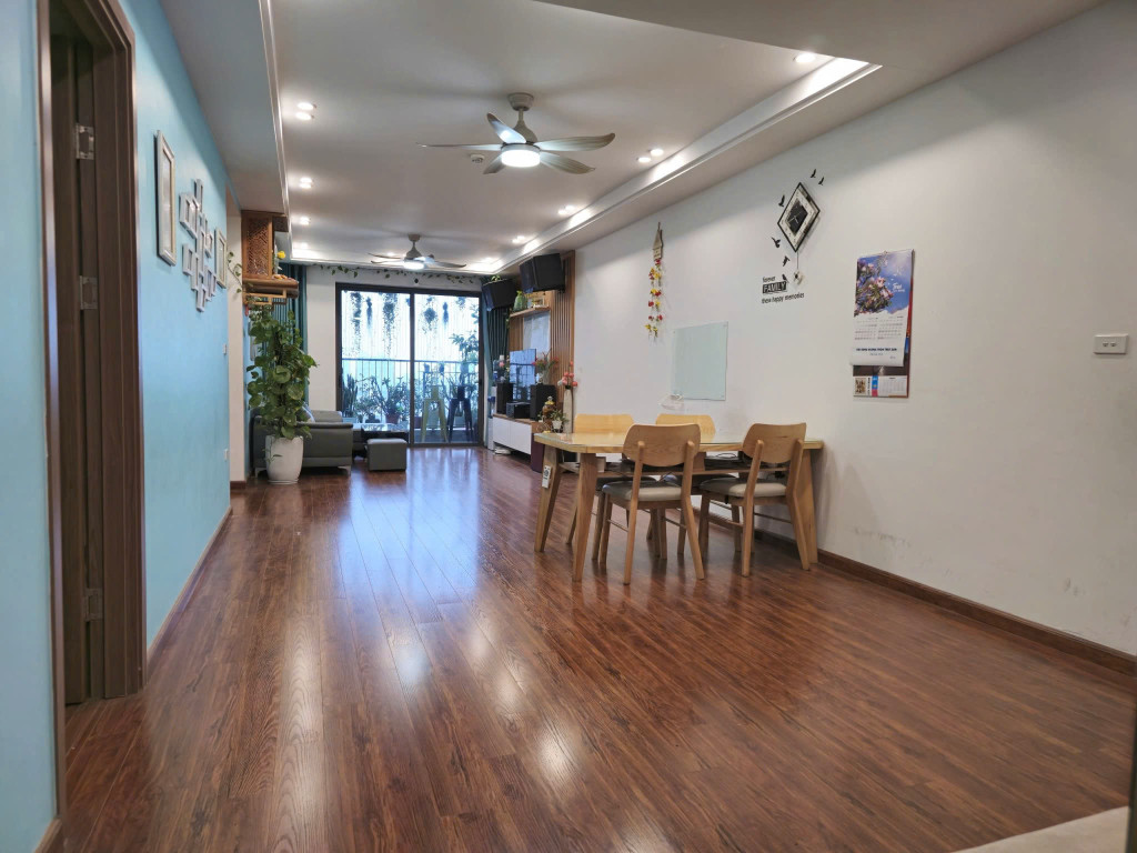 GIÁ TỐT - CHÍNH CHỦ CHO THUÊ CĂN HỘ 104M2 TẦNG TRUNG TÒA A1 CHUNG CƯ SKY CENTRAL 176 ĐỊNH CÔNG