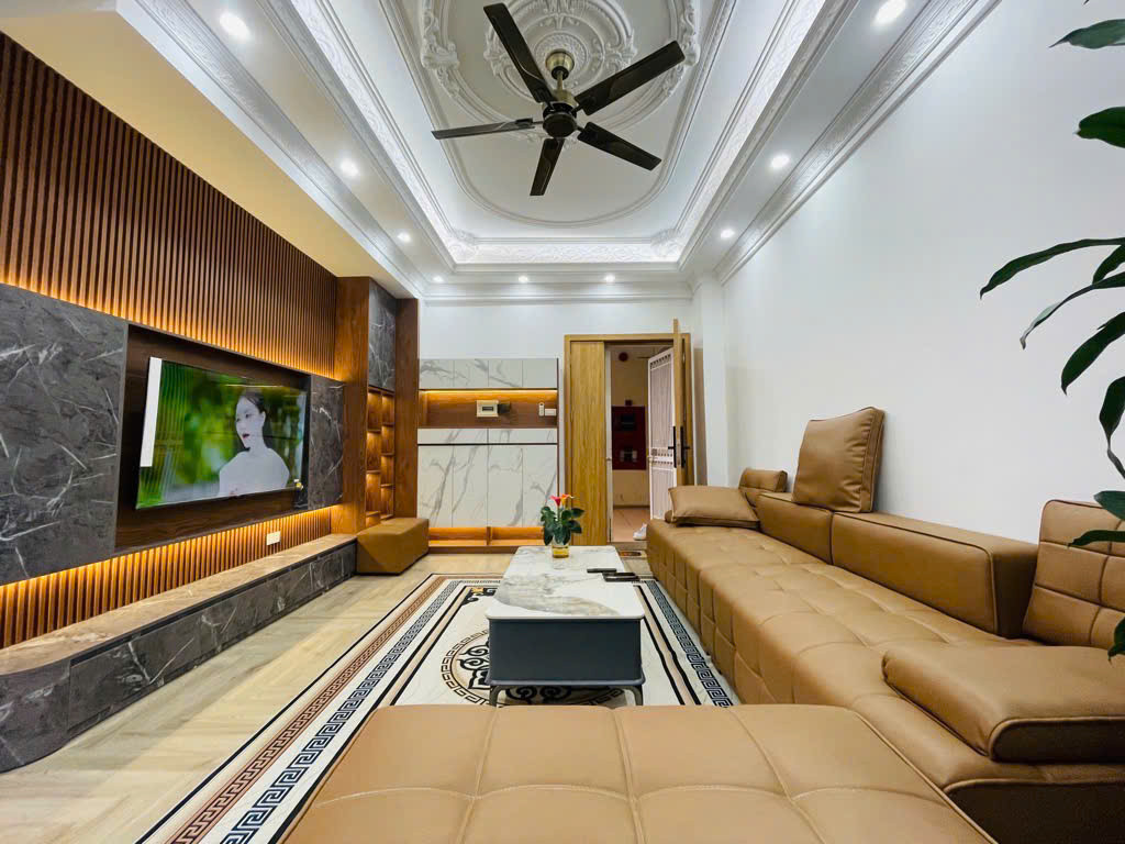 Căn góc tòa CT9 KĐT mới Định Công quận Hoàng Mai dt 80m2, 3 ngủ, sổ đỏ, giá 4.x tỷ