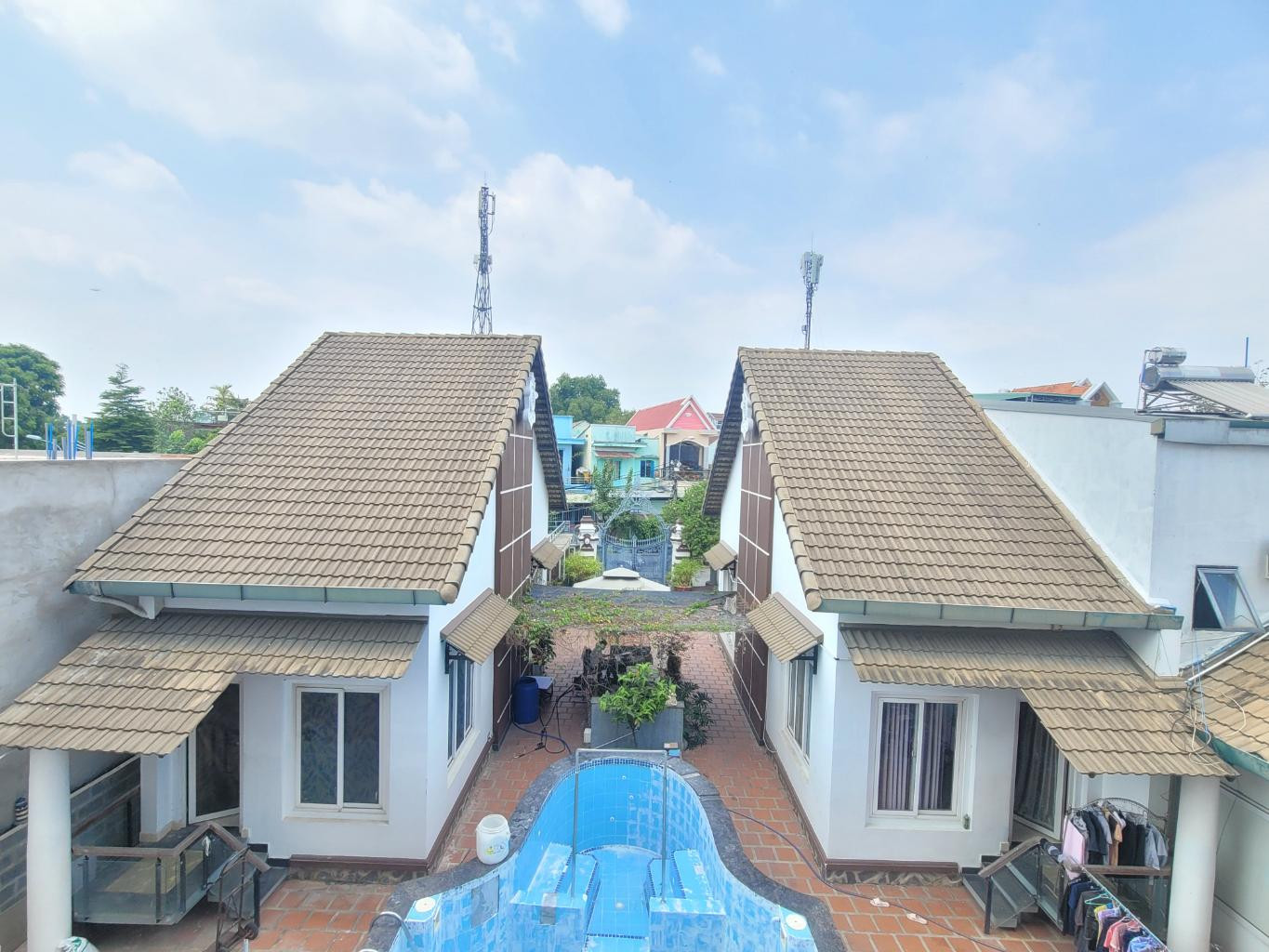 Bán nhà mặt phố đườngn179 tân phú Q.9, 879m², 10PN, 39 tỷ, sổ đỏ pháp lý chuẩn.