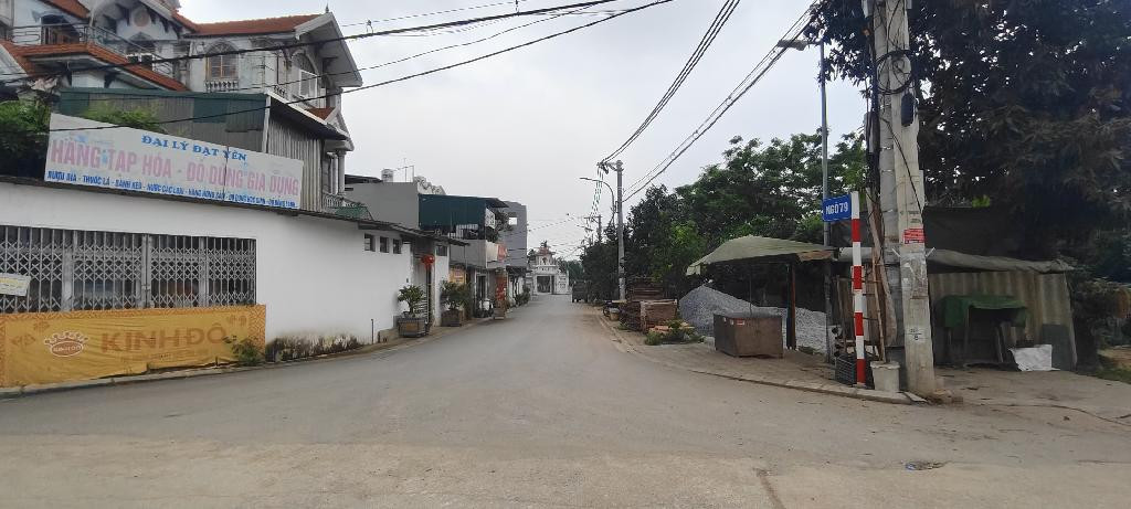 Bán đất Dương Quang, Gia Lâm 40m, mt 4m, 2,3 tỷ. Sổ đỏ sẵn, ba gác phi.