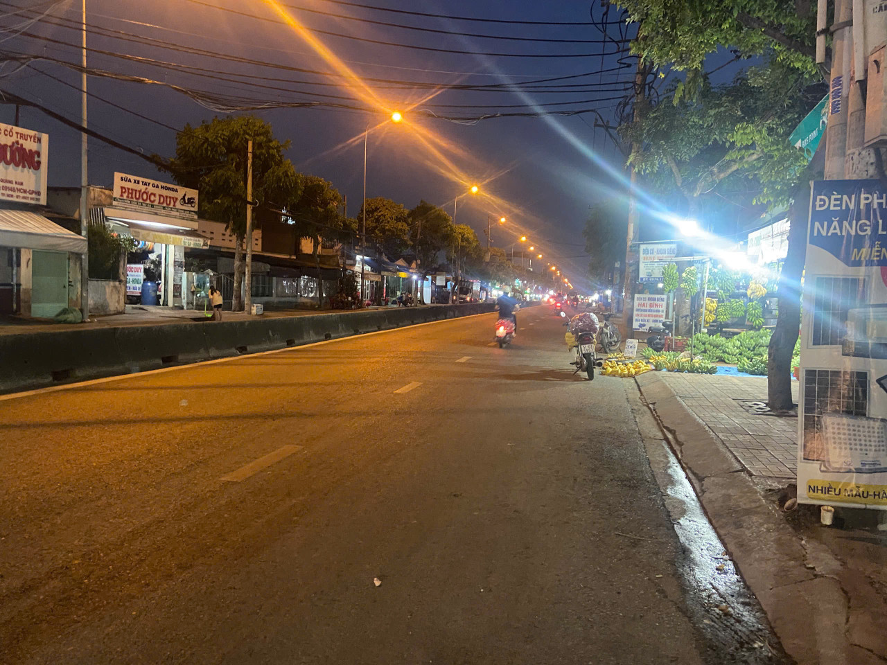 BÁN NHÀ MẶT TIỀN ĐƯỜNG NGUYỄN THỊ SÓC, BÀ ĐIỂM 10X52M GIÁ 40T