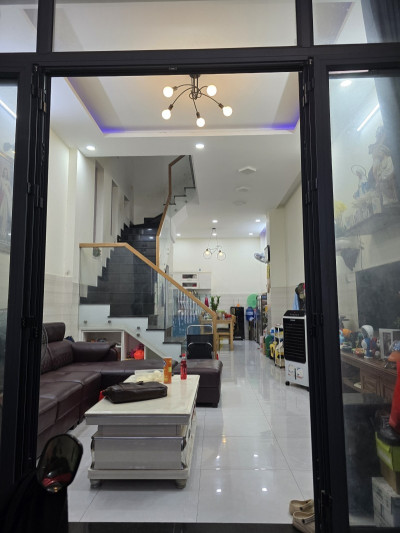 Bán nhà 4 tầng Linh Đông Thủ Đức, 52m², hẻm nhựa thông, giá 6.4 tỷ (còn thương lượng)