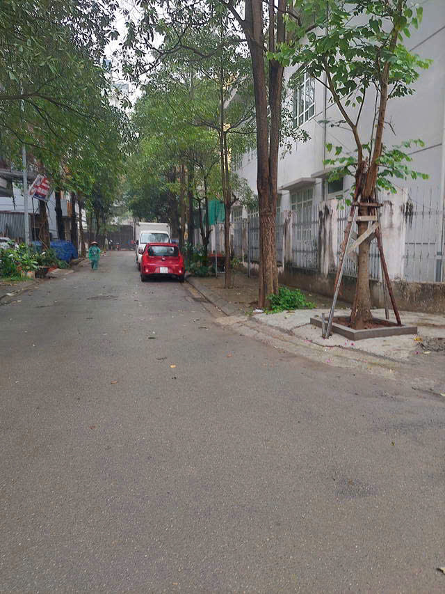 CL1A.9 Man Bồi - Gốc Găng Ba La 50 ĐẤT 4 10.8 tỷ Hà Đông Hà Nội

🎉 CHÍNH CHỦ BÁN LÔ ĐẤT DỊCH VỤ ĐẸP NHẤT BA LA – HÀ ĐÔNG 🎉🎉