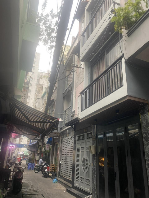 **+Nhà Đẹp, Hẻm 4m Thông-3 Căn Ra Mặt Tiền Nguyễn Biểu Quận 5  25m-4Tầng, 5.99Tỷ