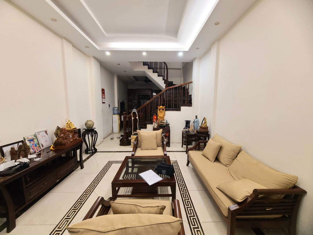 BÁN NHÀ PHÂN LÔ NGUYỄN TUÂN - GARA Ô TÔ – 56M2 – 4.2M MT – 21 TỶ