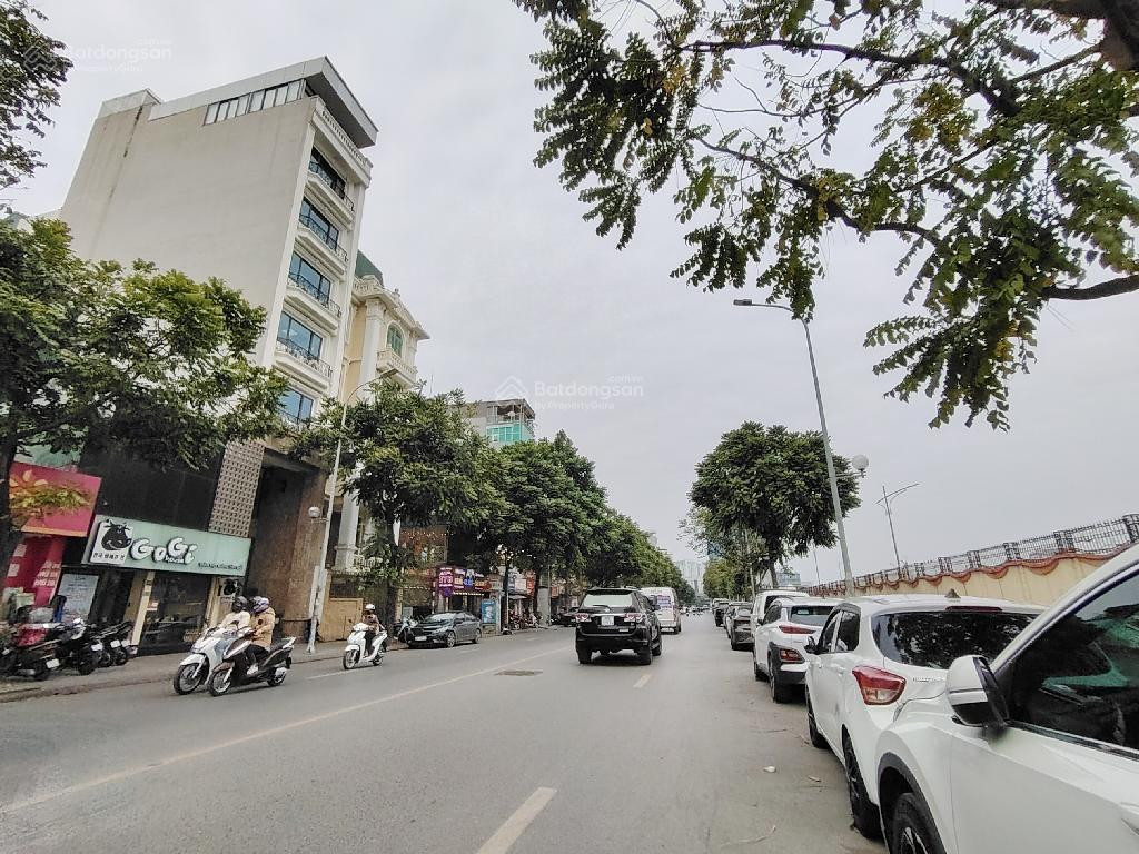 Bán nhà mặt phố Lê Trọng Tấn 38m2, mặt tiền 4,1m - siêu phẩm dòng tiền