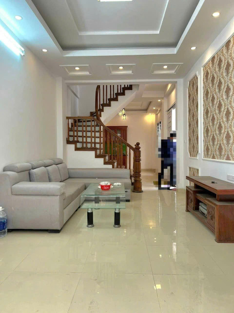 Siêu phẩm Lê Trọng Tấn, phân lô quân đội, sát mặt phố, ô tô đỗ cửa, kinh doanh, 35m2, hơn 12 tỷ