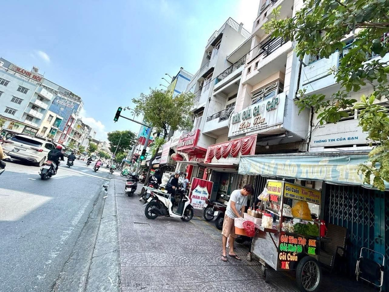 BÁN NHÀ MẶT PHỐ ĐƯỜNG HOÀNG DIỆU- VỊ TRÍ KINH DOANH SIÊU ĐÌNH -VIEW CẦU QUẬN 1.