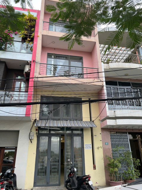 Cho thuê nhà mặt phố số 47 Tản Đà , P Thanh Khê , tp Đà Nẵng