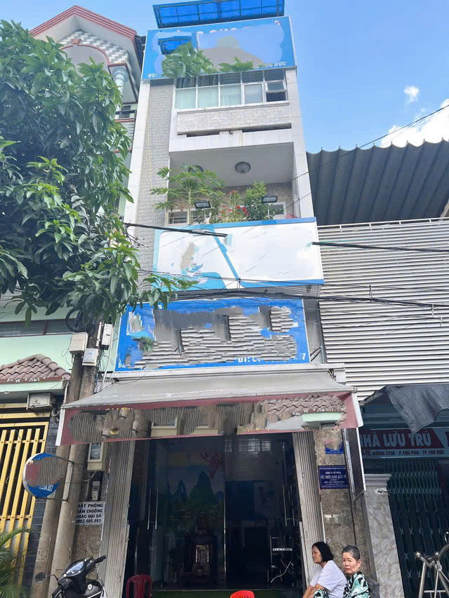 BÁN GẤP GIÁ MỀM NHẤT THỦ ĐỨC - ĐƯỜNG 225B - DT: 64M - 4X16M- TRỆT -LỬNG- 2 LẦU- SÂN THƯỢNG - GIÁ CHỈ 9 TỶ - LH: 077 888 5818 CHUYÊN BDS SÀI GÒN