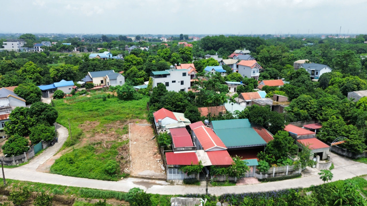 chủ bán 200m2 view đồng thoáng mát ở  Đông sơn