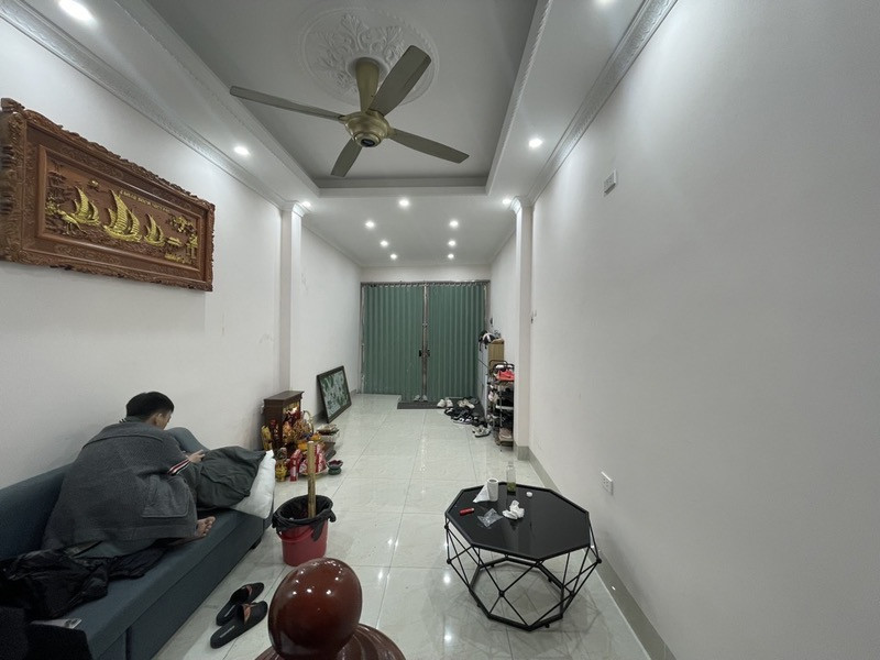 Bán Nhà 48m2 x 5 tầng tại phố Khương Đình, Thanh Xuân, 8,5 tỷ siêu hiếm