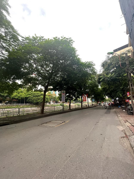 BÁN ĐẤT TẶNG NHÀ PHỐ KHƯƠNG ĐÌNH THANH XUÂN 4.8 TỶ 57M NHÀ CÁCH MẶT PHỐ 15M