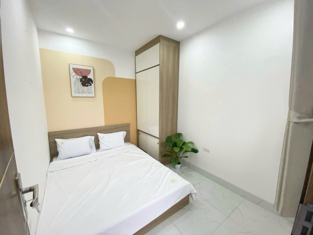BÁN TÒA CHDV MỚI ĐẸP - KHƯƠNG TRUNG, THANH XUÂN - 90M² x 6T THANG MÁY - 20 PHÒNG- 19.9 TỶ