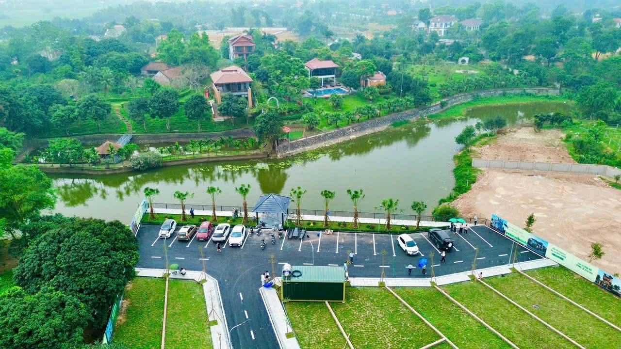 LÔ GÓC 100M DUY NHẤT HÒA LẠC SÁT QL21 ,GẦN KHU CNC VÀ ĐHQG GIÁ TỐT NHẤT KHU VỰC