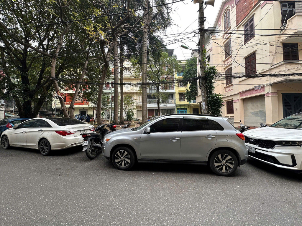 BÁN NHÀ THANH XUÂN, PHÂN LÔ OTO TRÁNH KINH DOANH, VĂN PHÒNG, DT52M2 MẶT TIỀN RÔNG, 18.X TỶ