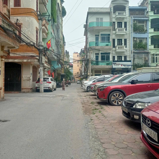BÁN NHÀ NGUYỄN XIỂN THANH XUÂN, GẦN PHỐ PHÂN LÔ OTO TRÁNH KINH DOANH, 53M2, NHỈNH 18 TỶ