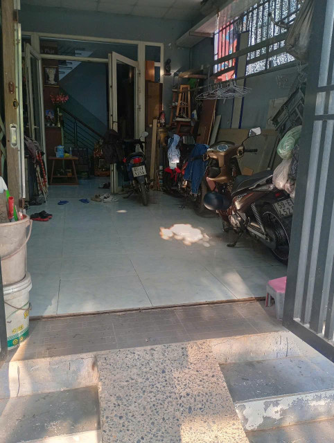 GIÁ TỐT - CHÍNH CHỦ Cần Bán Nhanh Căn Nhà Đẹp Vị Trí Tại Quận 12, TP HCM
