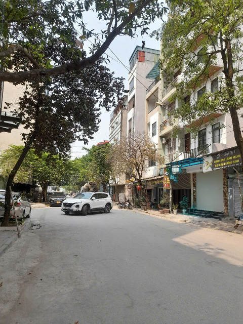CẦN BÁN ĐẤT ĐẸP TẶNG NHÀ - GIÁ TỐT - Vị Trí Đắc Địa Tại Khu LK Man Bồi, Phú Lãm, Hà Đông, TPHN