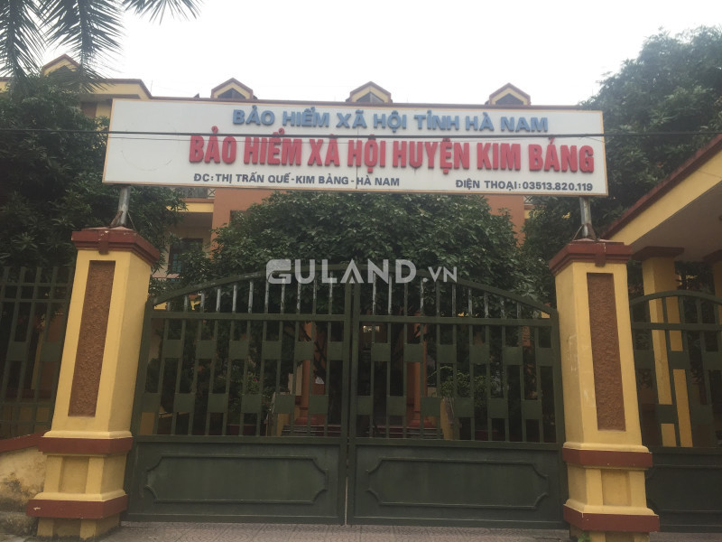 Bán đất Trung tâm thị trấn Quế, ngay UBND, trường tiểu học, cách Trung tâm hành chính huyện mặt đường 10m. giá chỉ 35tr/m2
