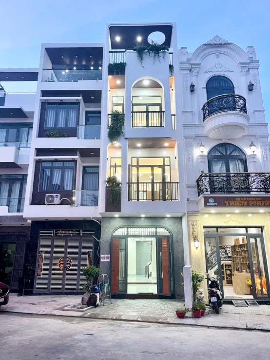 BÁN NHÀ PHỐ TRUNG TÂM TP THUẬN AN BÌNH DƯƠNG CŨ GẦN SIÊU THỊ AEON