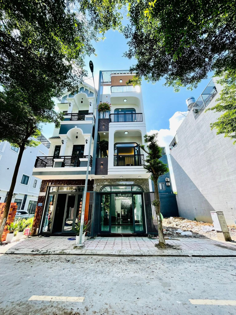 NHÀ PHỐ MỚI 100% NGAY GIỮA TP THUẬN AN