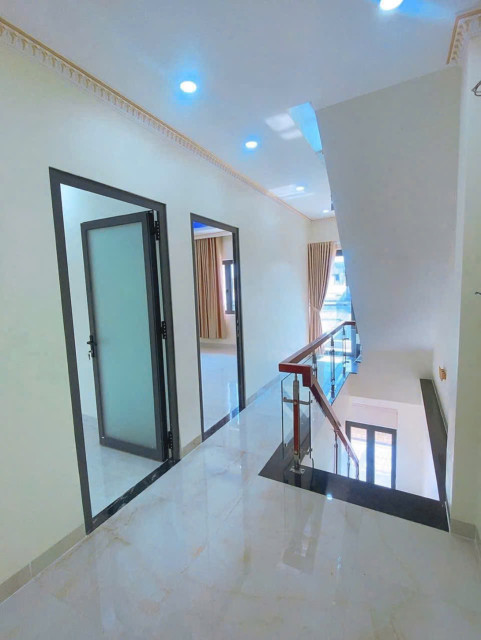 Cần Bán Nhanh Căn Nhà 1 Trệt 2 Lầu Ngay Chợ Thái Bình Dương, Thuận An, Bình Dương