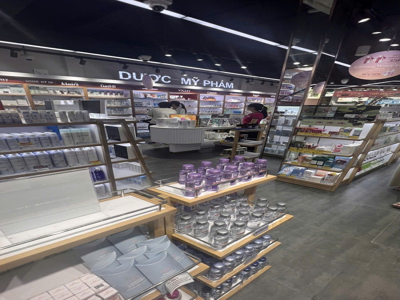 Bán nhà 2 mặt tiền Lê Văn Sỹ, Phường 12, Quận 3, 200m2, 5 tầng, dòng tiền 250tr.tháng